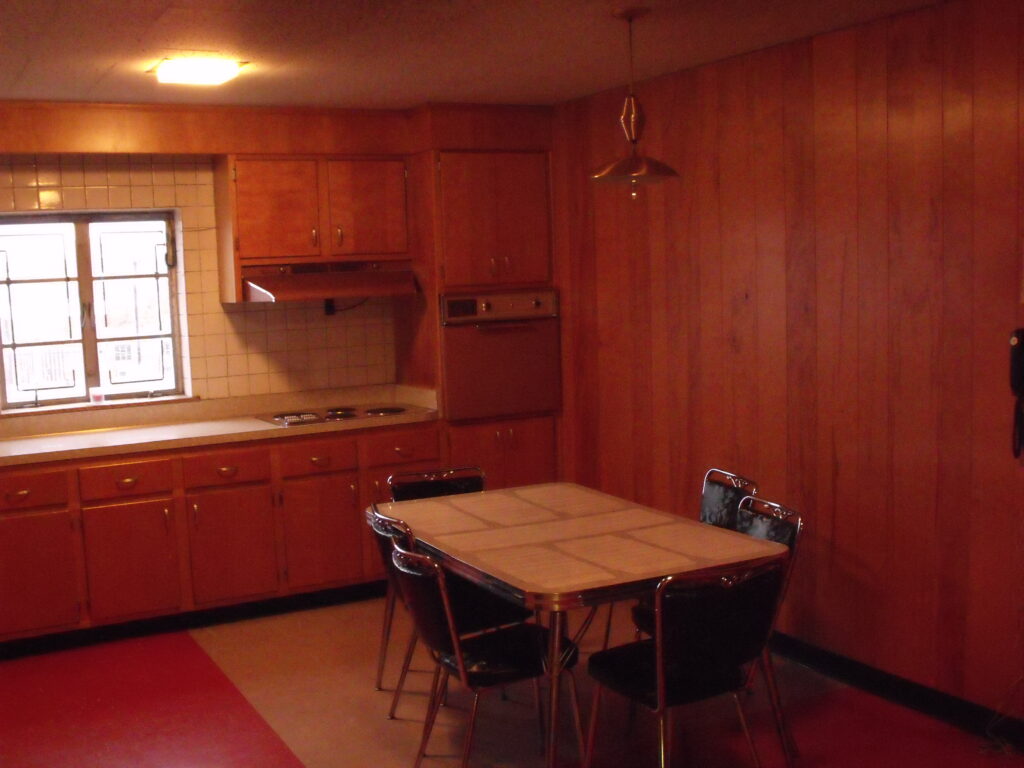 Kitchen in the Motown Suite